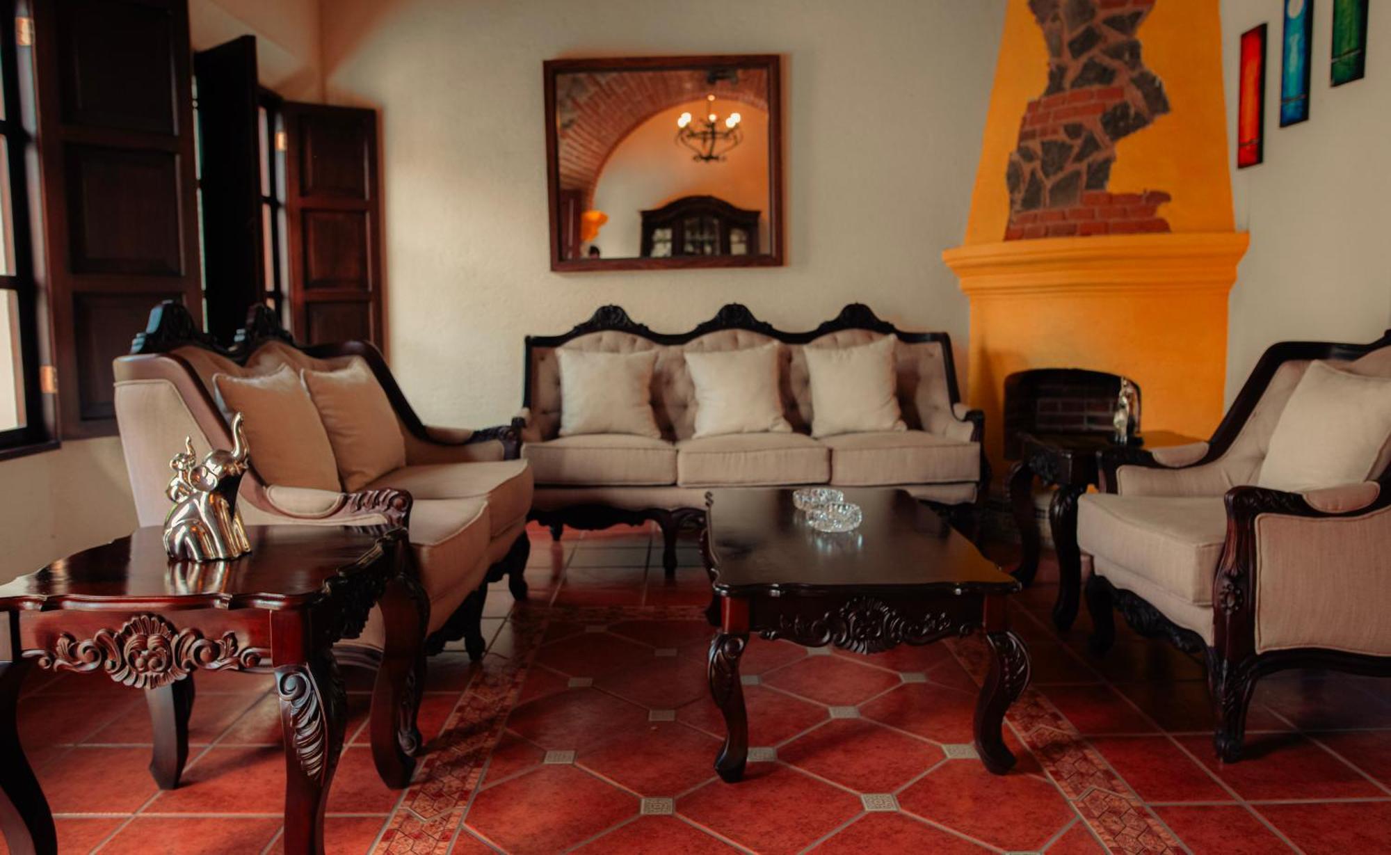 Palacio Del Conquistador San Cristóbal El Bajo Εξωτερικό φωτογραφία