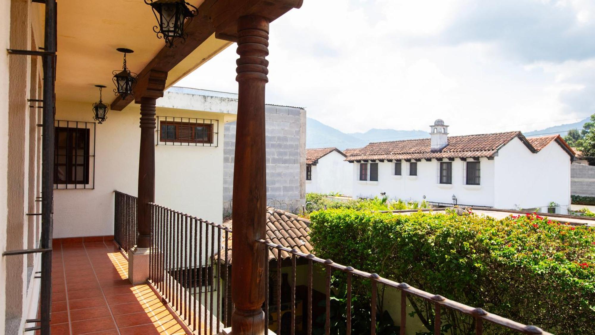 Palacio Del Conquistador San Cristóbal El Bajo Εξωτερικό φωτογραφία